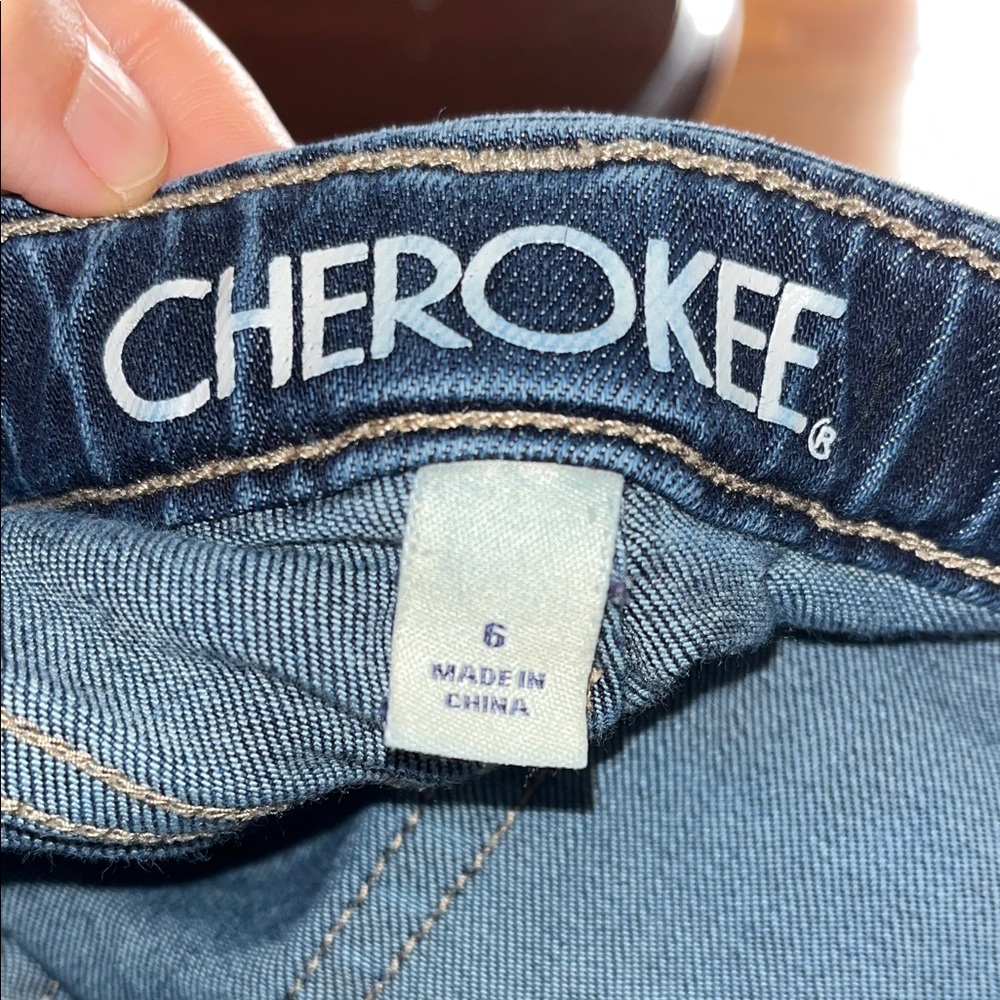 Sonoma, Old navy, & Cherokee girls Blue and Embroidered Jeans Trio - Picture 10 of 12